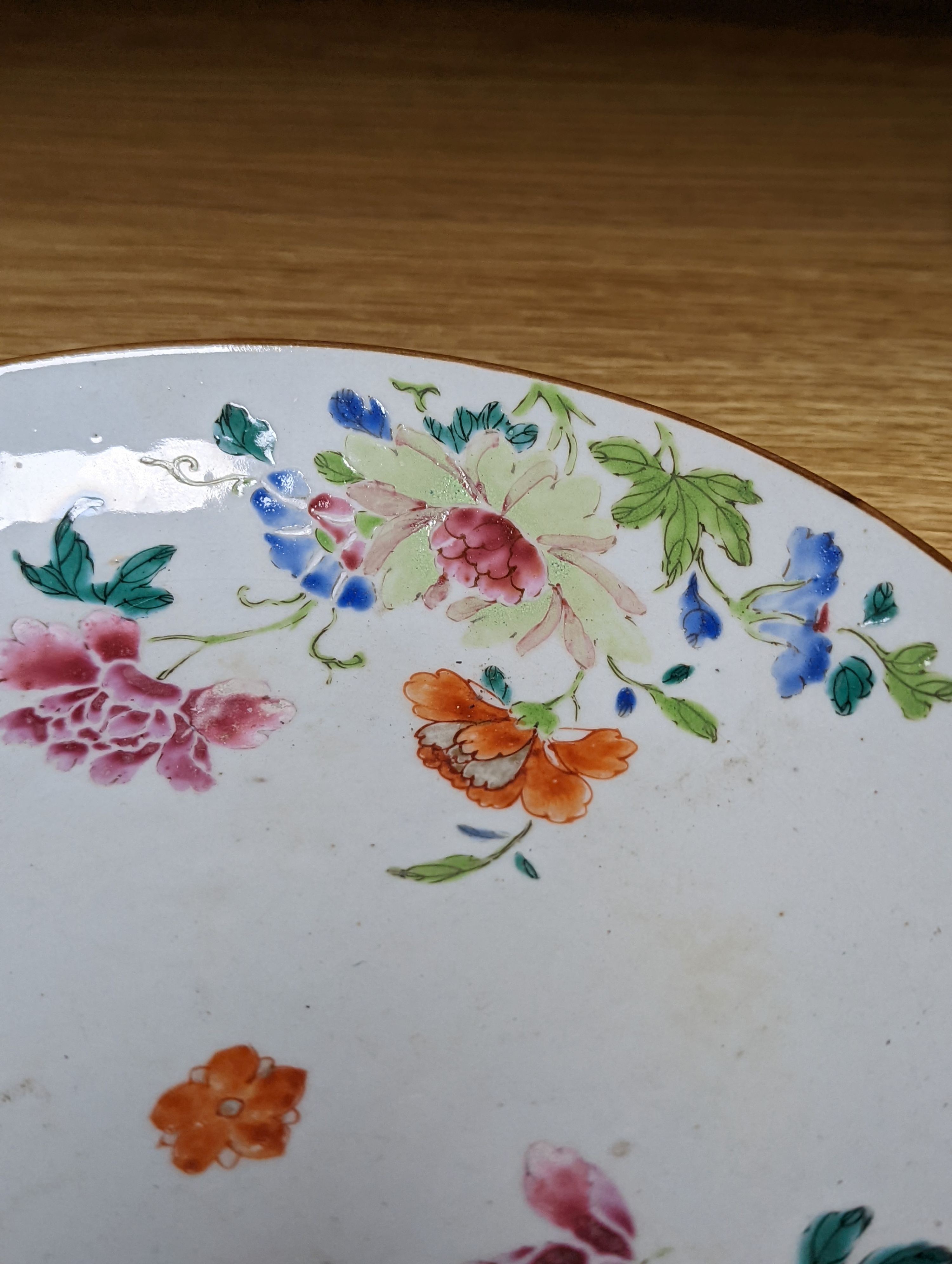 An 18th century Chinese famille rose dish, crackle-glaze stem cup, Beijing glass tea bowl and a Chinese Imari plate. Largest 24cm